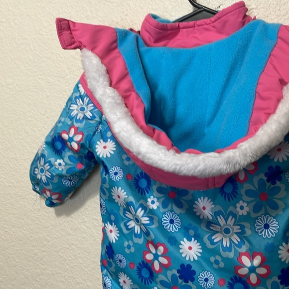 Rugged Bear Girls Blue Floral Winter Jacket. Very Good Condition. Size 24M. - Picture 11 of 16